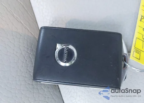 2019 Volvo S60 Momentum from USA, damaged, VIN 7JRA22TK9KG002056